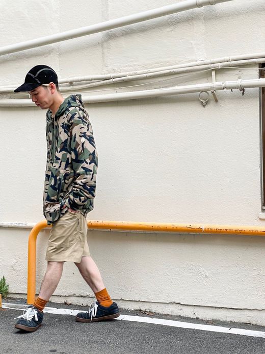 GLOBE BURLY HOODIE / OLIVE CAMO