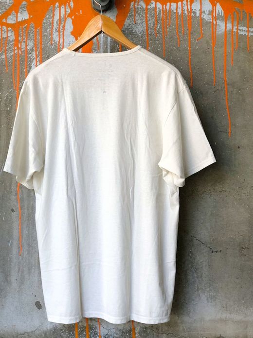 remilla Marble V-neck Tee / UNDER.WHT