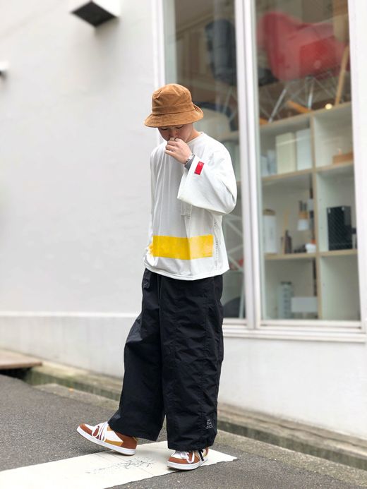 VOO VOO-906 / SQUARE PAINT 4/5 / WHITE