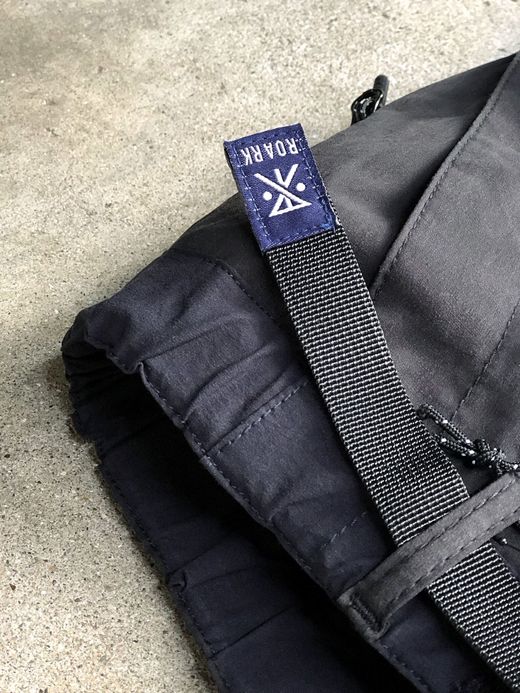 ROARK REVIVAL RPJ510 / ROARK×GRAMICCI COOLER ST TRAVEL PANTS(REGULAR FIT) / BLACK