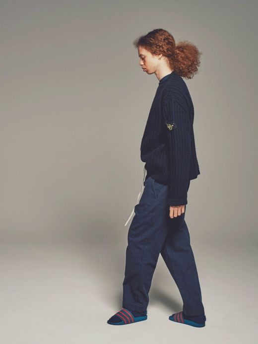 e.sen esenfw19p06 / THOMAS / NAVY WOOL