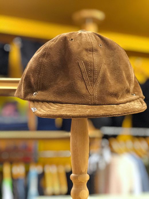 VOO Suede Cap By DECHO / DK beige