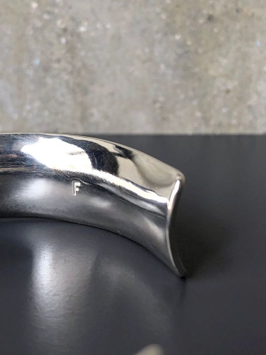 fulton L-LINE BANGLE / MIDDLE