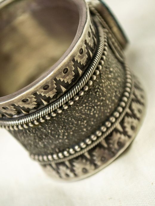 Indian Jewelry WALLACE YAZZIE Jr. SILVER BANGLE / KINGMAN