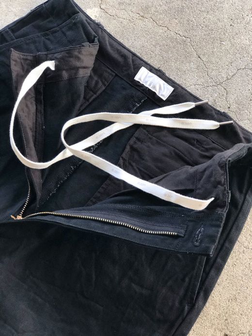 e.sen esenfw19p01 / THOMAS / BLACK DENIM