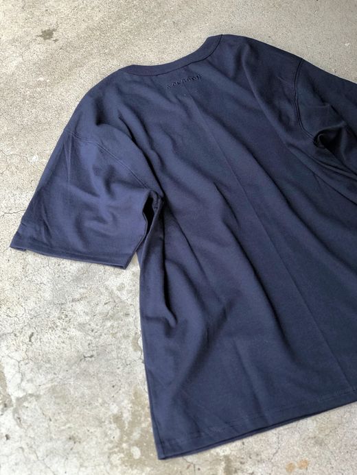 A PERSON AP-33 / CLASSIC LOGO EMB TEE / NAVY/NAVY