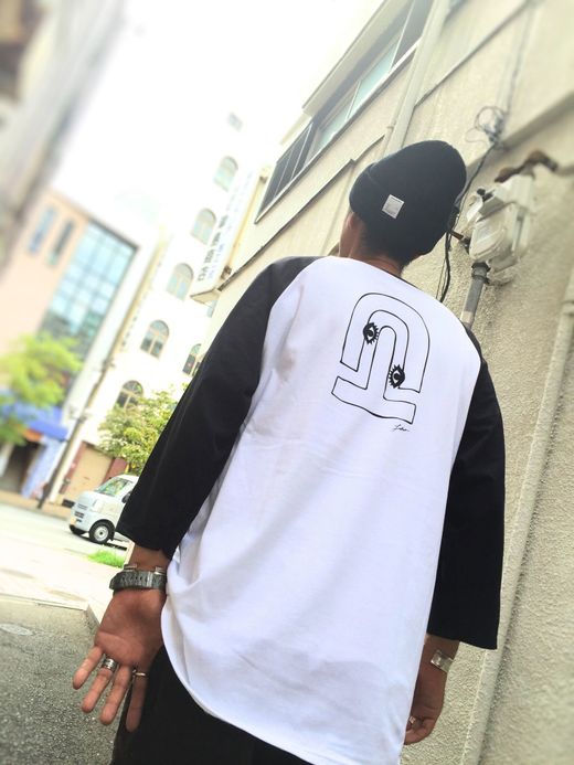 LOOKER UT Raglan Tee / white/black.S