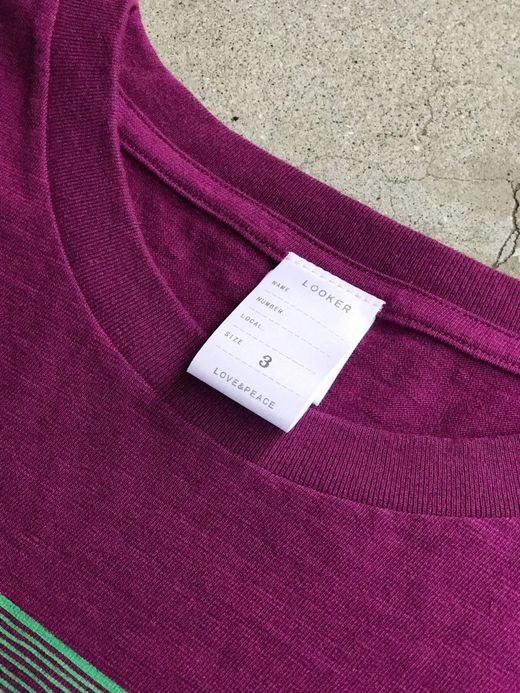 fulton ONE LINE SWIRL TEE / STRANGE PURPLE