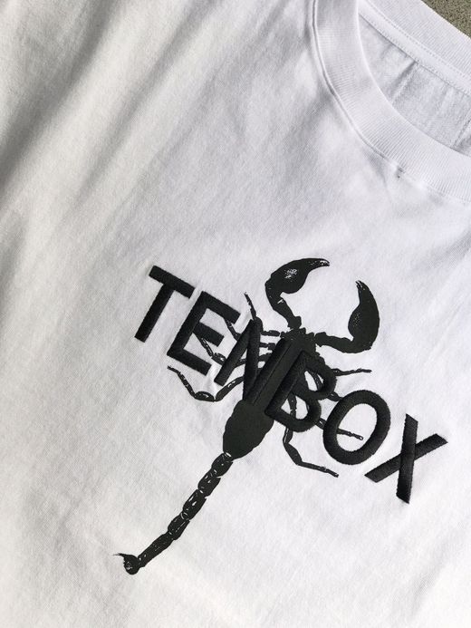TENBOX TONY SCORPION TEE / WHITE
