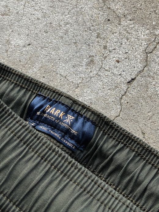 ROARK REVIVAL RS272 / DAY TRIPPER SHORT / ARMY