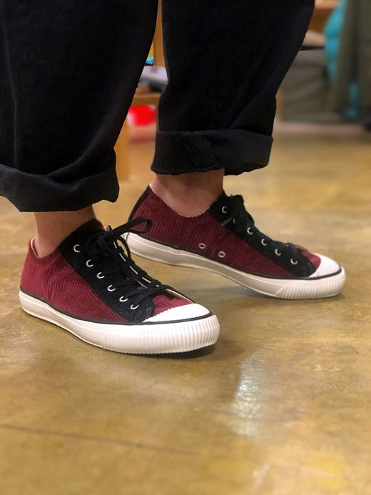 PRAS PRAS-04-002 / SHELLCAP LOW COLOR COMBI / BLACK/BURGUNDY