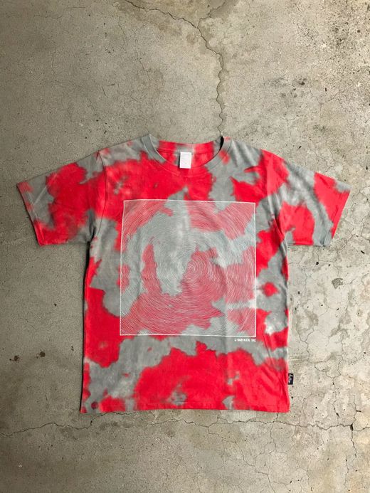 fulton ONE LINE SWIRL TEE / GRAY-RED
