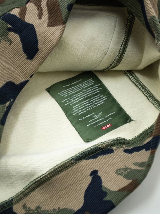 GLOBE BURLY HOODIE / OLIVE CAMO