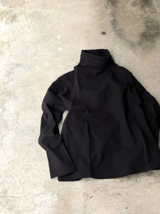 VOO VOO-879 / ALLROUND TURTLE / BLACK