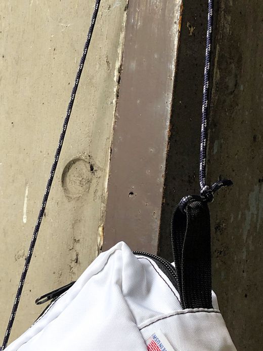  KCB045 / ONE B POUCH / WHITE