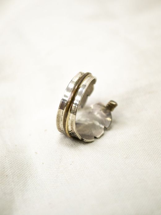 Indian Jewelry ANN LUISE VALENCIA SILVER FEATHER RING