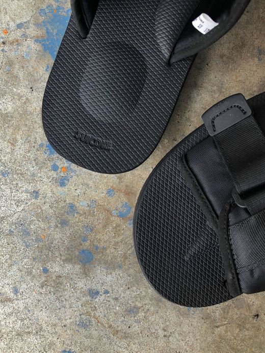 SUICOKE Kaw / black