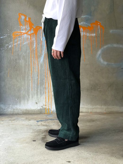 e.sen esenfw19p04 / THOMAS / DARK EMERALD CORDUROY