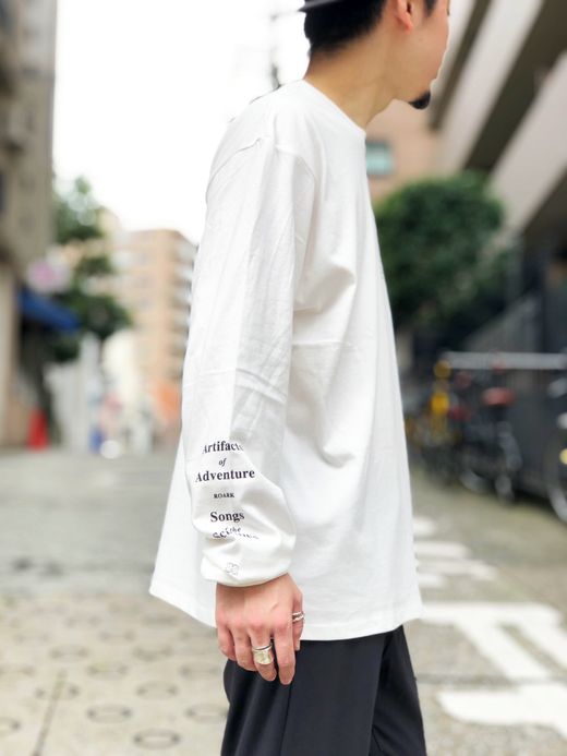 ROARK REVIVAL RLTJ551 / "SONGS OF THE SCUTTLED" L/S TEE / WHITE