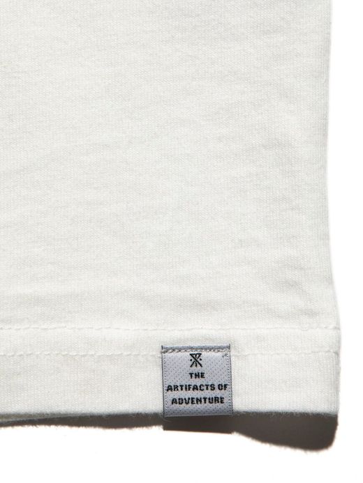 ROARK REVIVAL RTJD622 / "TRIPLONGER" TEE / WHITE