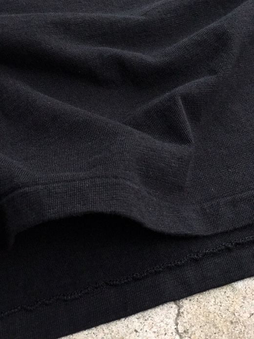 fulton ONE LINE SWIRL TEE / SUPER BLACK