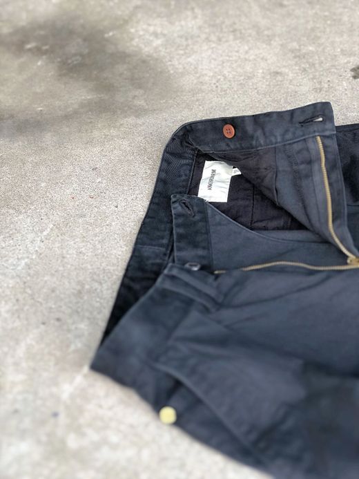 ANACHRONORM AN011 / TUCK WIDE TROUSERS / BLACK