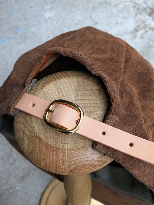 VOO VOO-A-199 / LEATHER CAP by DECHO / BROWN