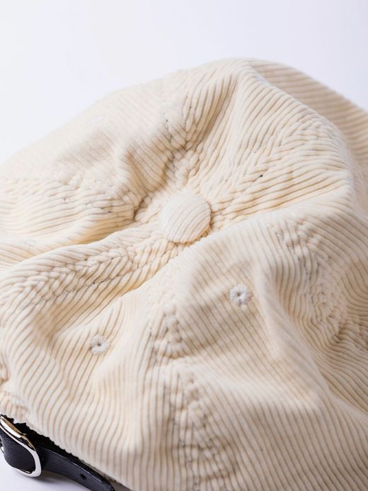 ANACHRONORM ANDC063 / LEATHER BUCKLE CAP / IVORY