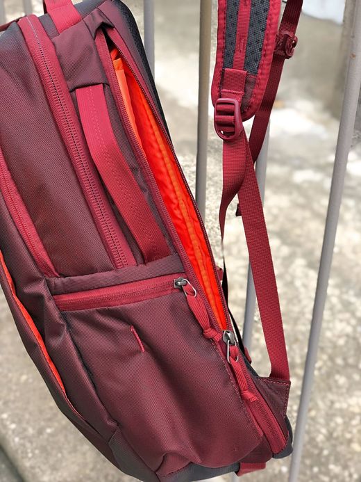  TSLB-317 / THULE SUBTERRA BACKPACK 30L / EMBER