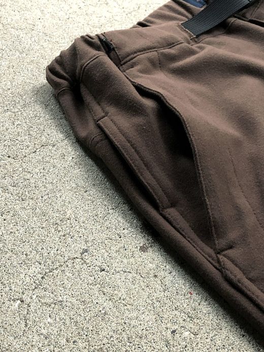 ROARK REVIVAL RPJ552 / WOOLY ST NEW TRAVEL PANTS - RELAX TAPERED / MOCCA