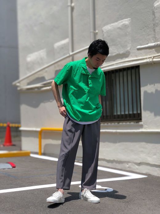 NECESSARY or UNNECESSARY Pool Side Ⅱ / green