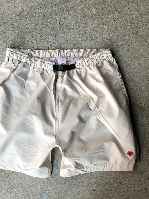 LOOKER LOOK.89 / SUN SHORTS / STONE