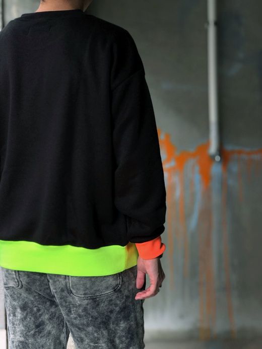 VOO VOO-944 / NEON CREW / BLACK