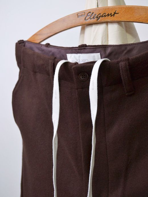 e.sen esenfw20p03 / THOMAS / BROWN