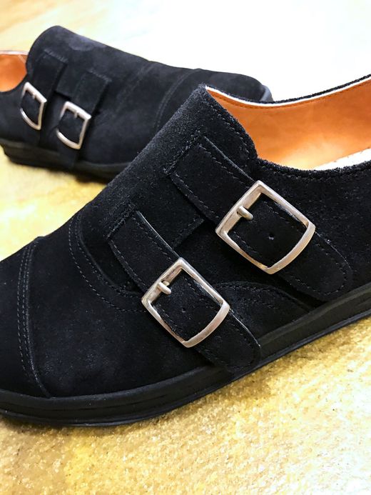 MANEBU ROAR Suede / black