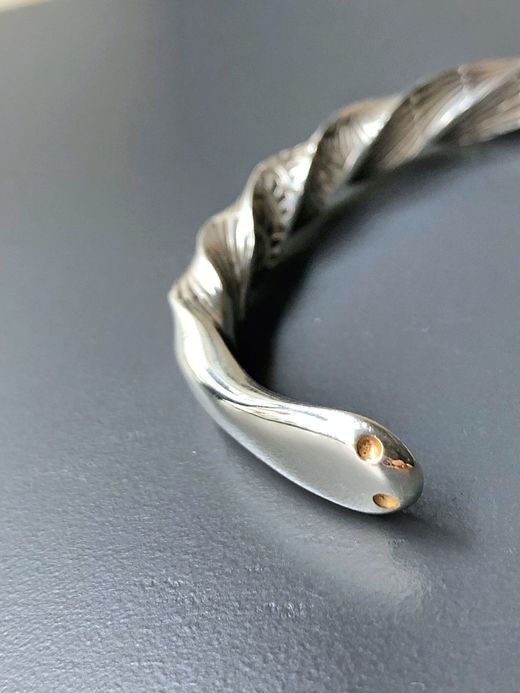 TSUNAIHAIYA SNAKE BANGLE