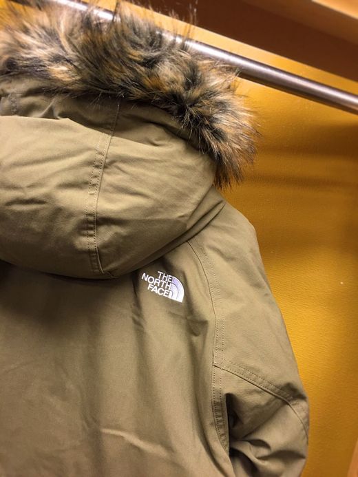 THE NORTH FACE Mcmurdo Parka / ニューカーキ