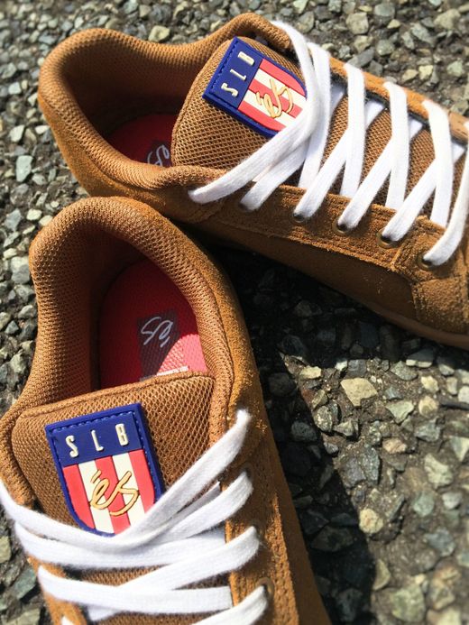 es Sal 20 / brown/gum