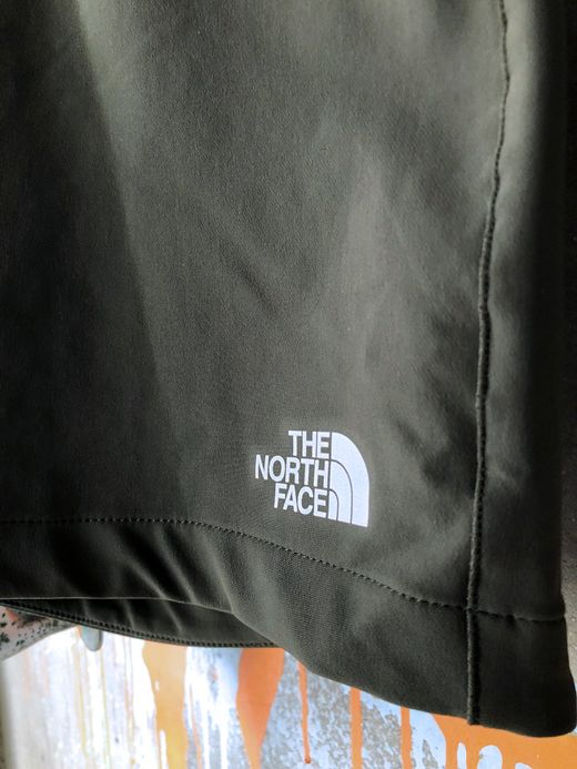 THE NORTH FACE NB41812 / VERB SHORT / ニュートープダークグリーン