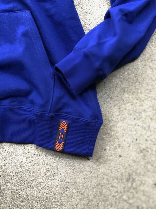 THE NORTH FACE NT11965 / RAGE SWEAT HOODIE / アズテックブルー