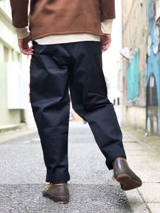 FORTY FIVE Strong Chino / navy