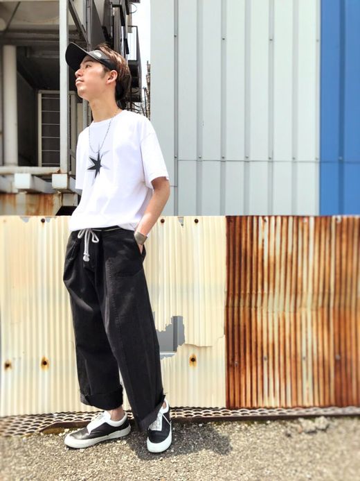 LOOKER Seven Star Tee / white/black