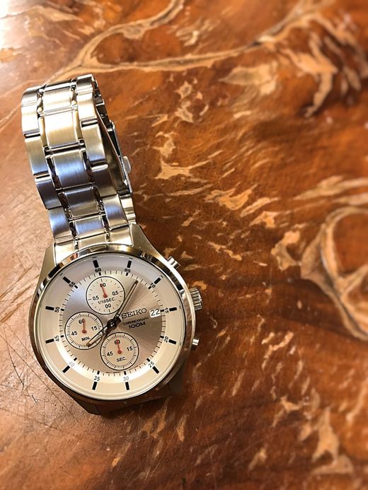 SEIKO Basic Chronograph / white