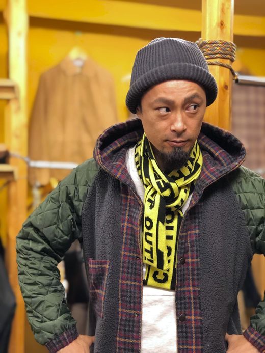 THE PARK SHOP TPS-152 / CAUTION MUFFLER ADULTS / YELLOW