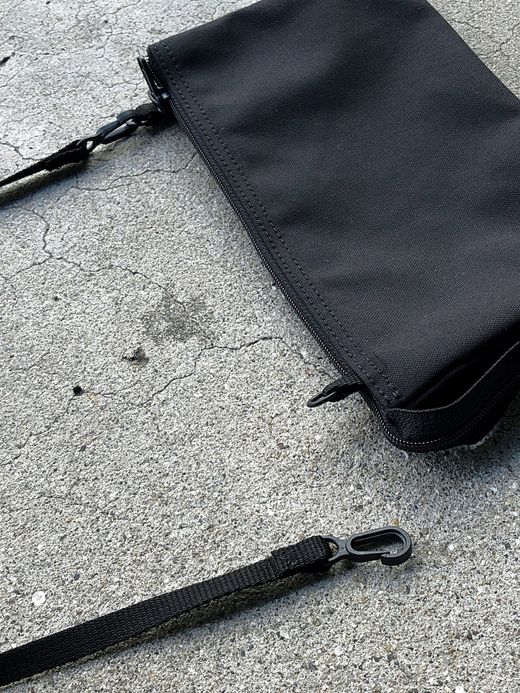 NECESSARY or UNNECESSARY 70020820 / COLOR TRIO 'L' / BLACK