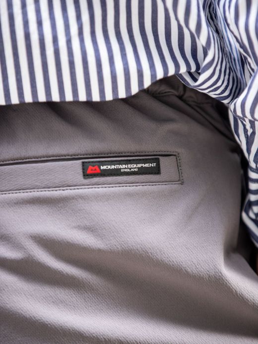  425459 / TECH PANTS / CHARCOAL