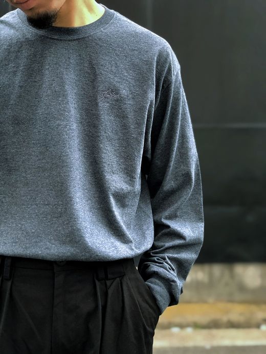 LOOKER LOOK.73 / HIBISCUS LONG TEE / C.GRAY