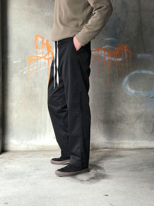 e.sen esenss20p01 / THOMAS / BLACK