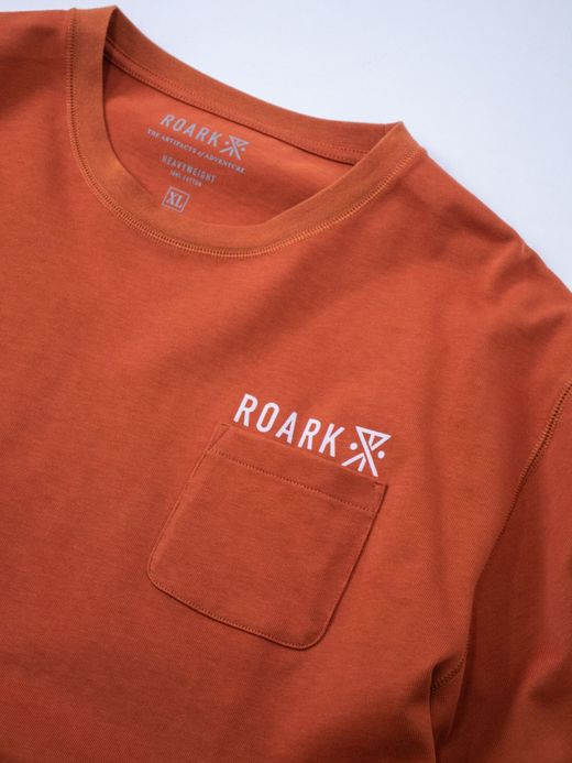 ROARK REVIVAL RLTJHW701 / "LOGO" 9.3oz H/W L/S POCKET TEE / TERRACOTTA