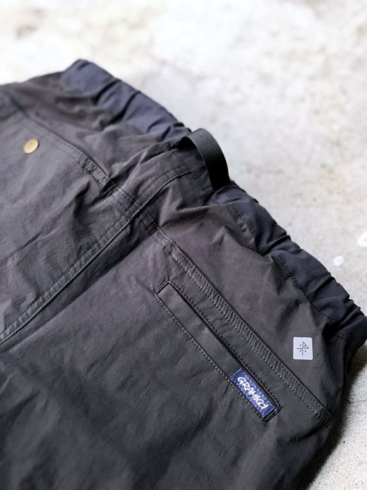 ROARK REVIVAL RPJ510 / ROARK×GRAMICCI COOLER ST TRAVEL PANTS(REGULAR FIT) / BLACK